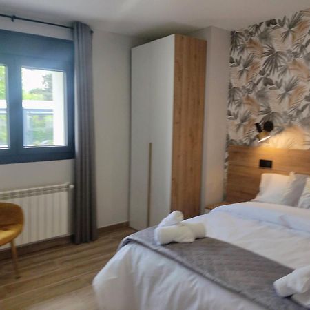 Rincones De Riaza Solo Adultos Guest House Exterior photo